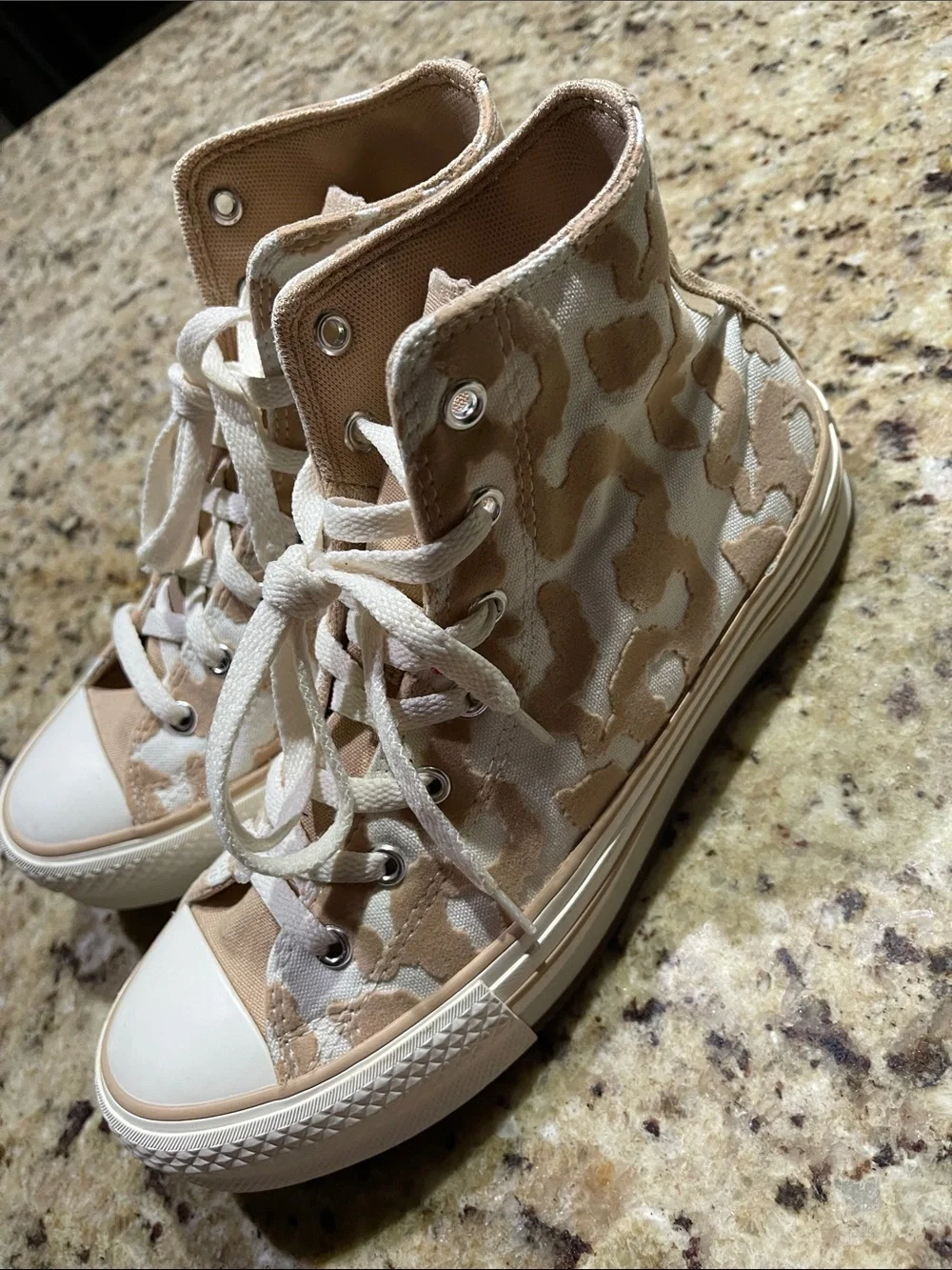 High-Top Converse Sneakers in Beige and White